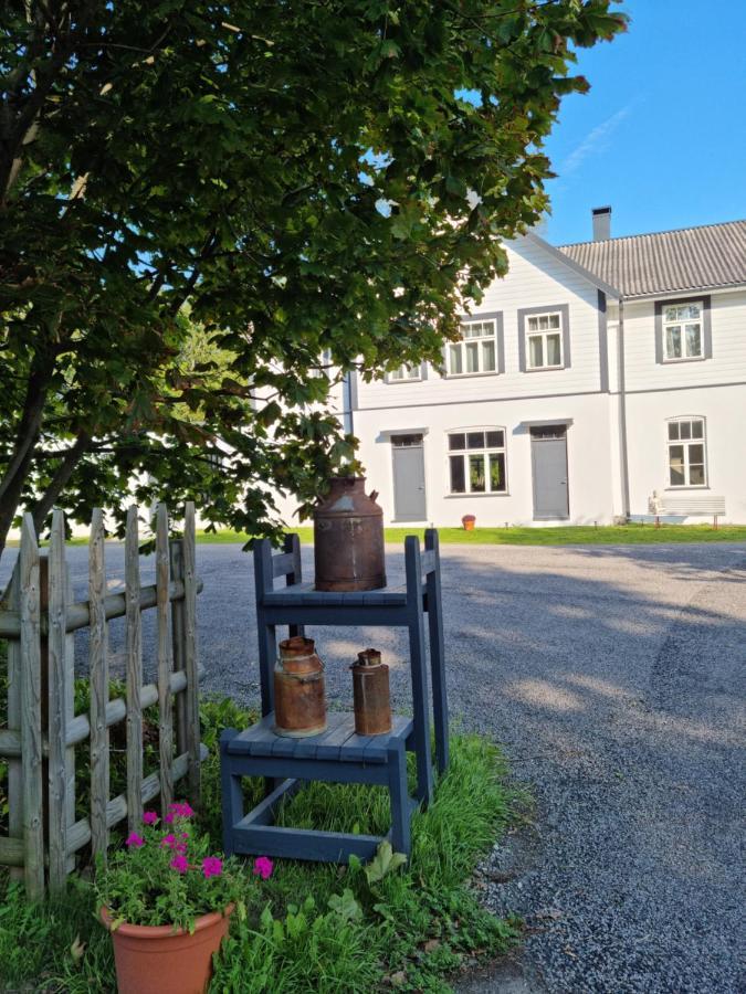 Tostamaa Meierei Hotel Eksteriør bilde